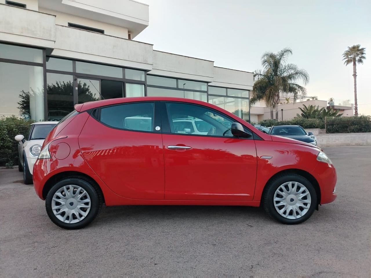 Lancia Ypsilon 1.2 5 porte GPL Ecochic Gold