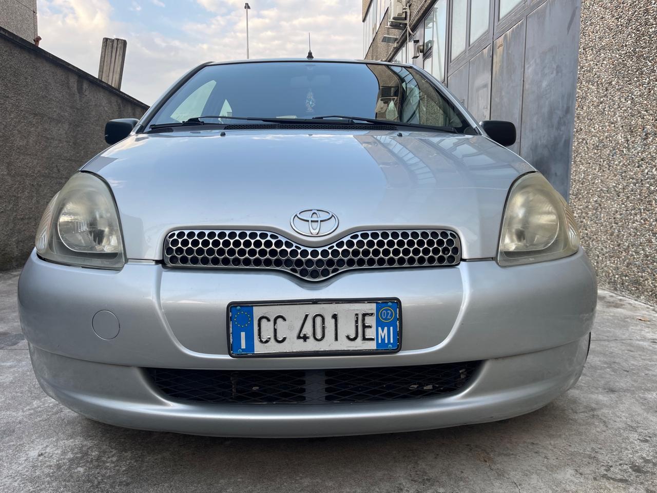 Toyota Yaris 1.0i 16V benzina clima funzionate