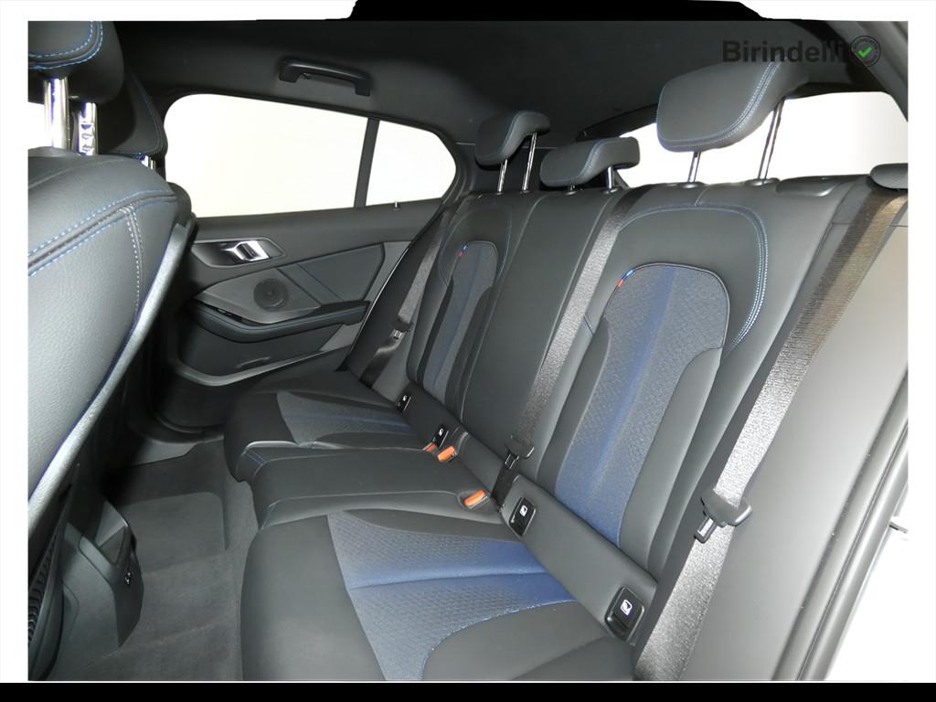 BMW Serie 1 (F40) - 118d 5p. Msport