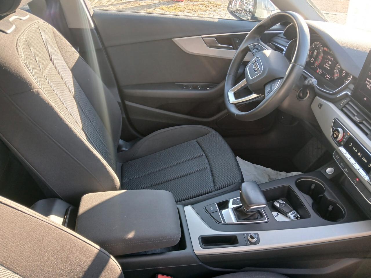 Audi A4 Avant 40 TDI quattro S tronic Business