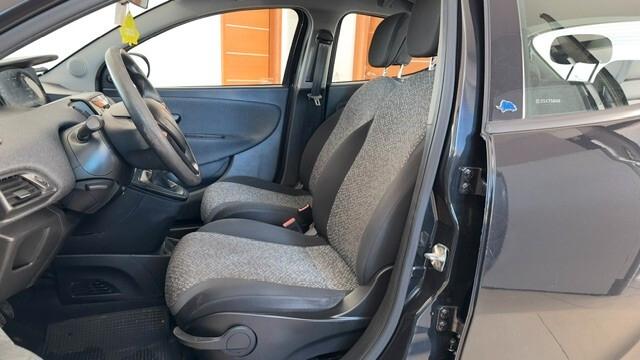Lancia Ypsilon 1.2 69 CV 5 porte