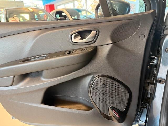 RENAULT CLIO TCE 90CV ZEN OK NEO PATENTATI SOLO 72000 KM