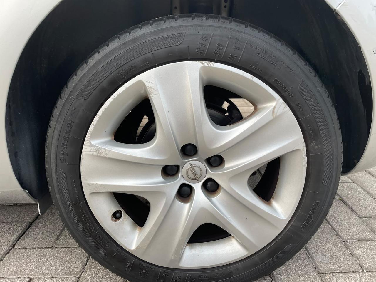 Opel Astra 1.4 100CV 5 porte Cosmo