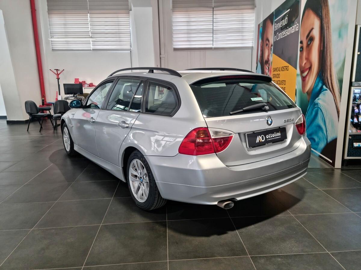 Bmw 320d Touring Attiva 2.0 163cv GARANZIA 1 ANNO