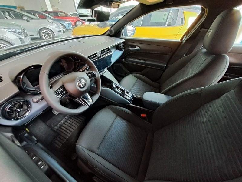 Alfa Romeo Junior 1.2 ibrida 145cv edct6