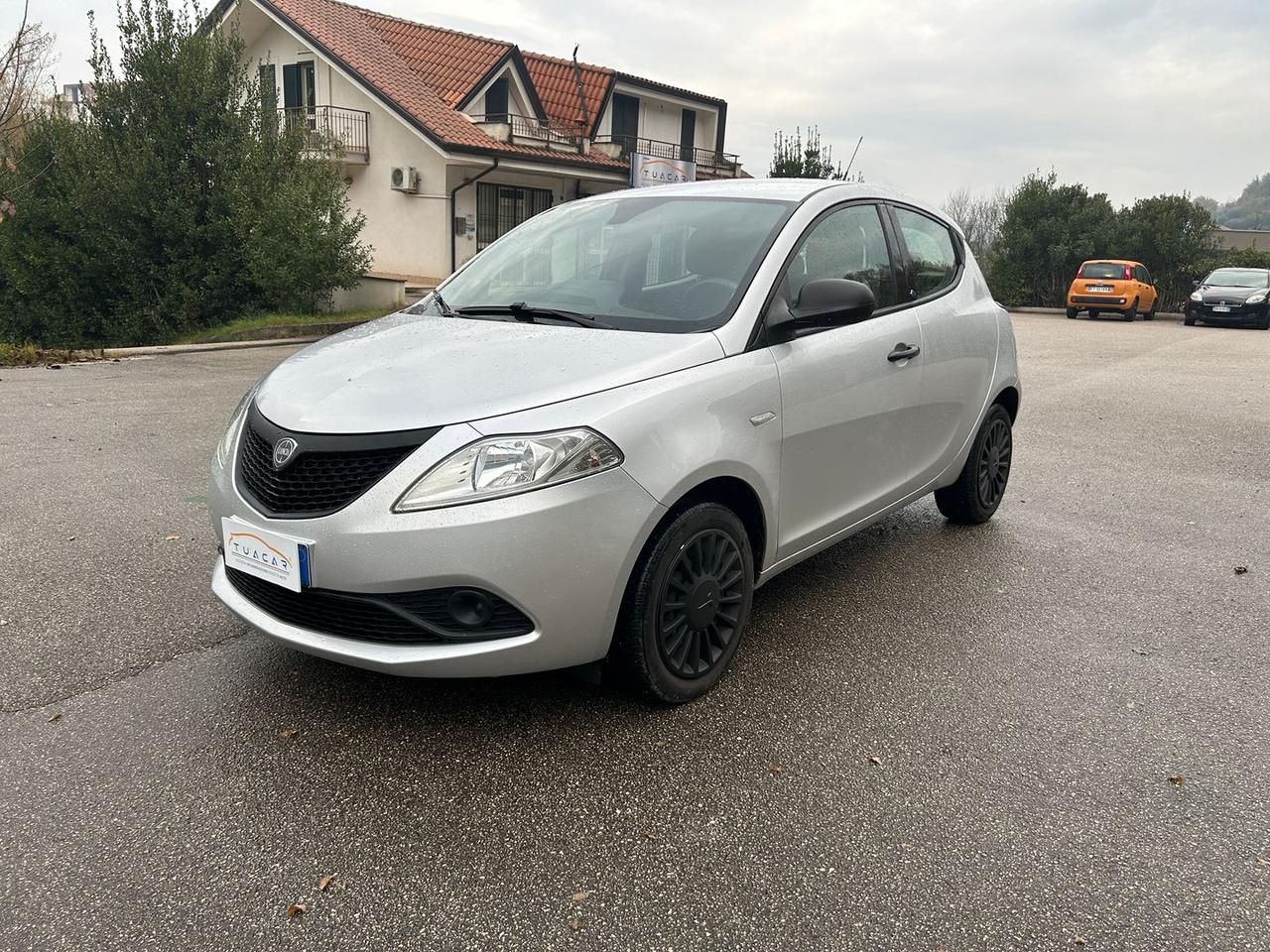 Lancia Ypsilon 1.2 LPG Elefantino Blu