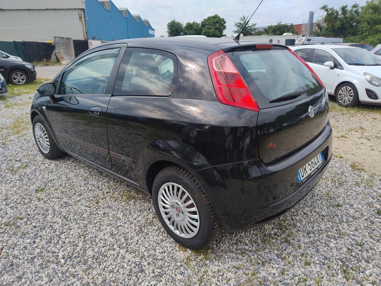 Fiat Grande Punto Grande Punto 1.3 MJT 75 CV 3 porte Dynamic