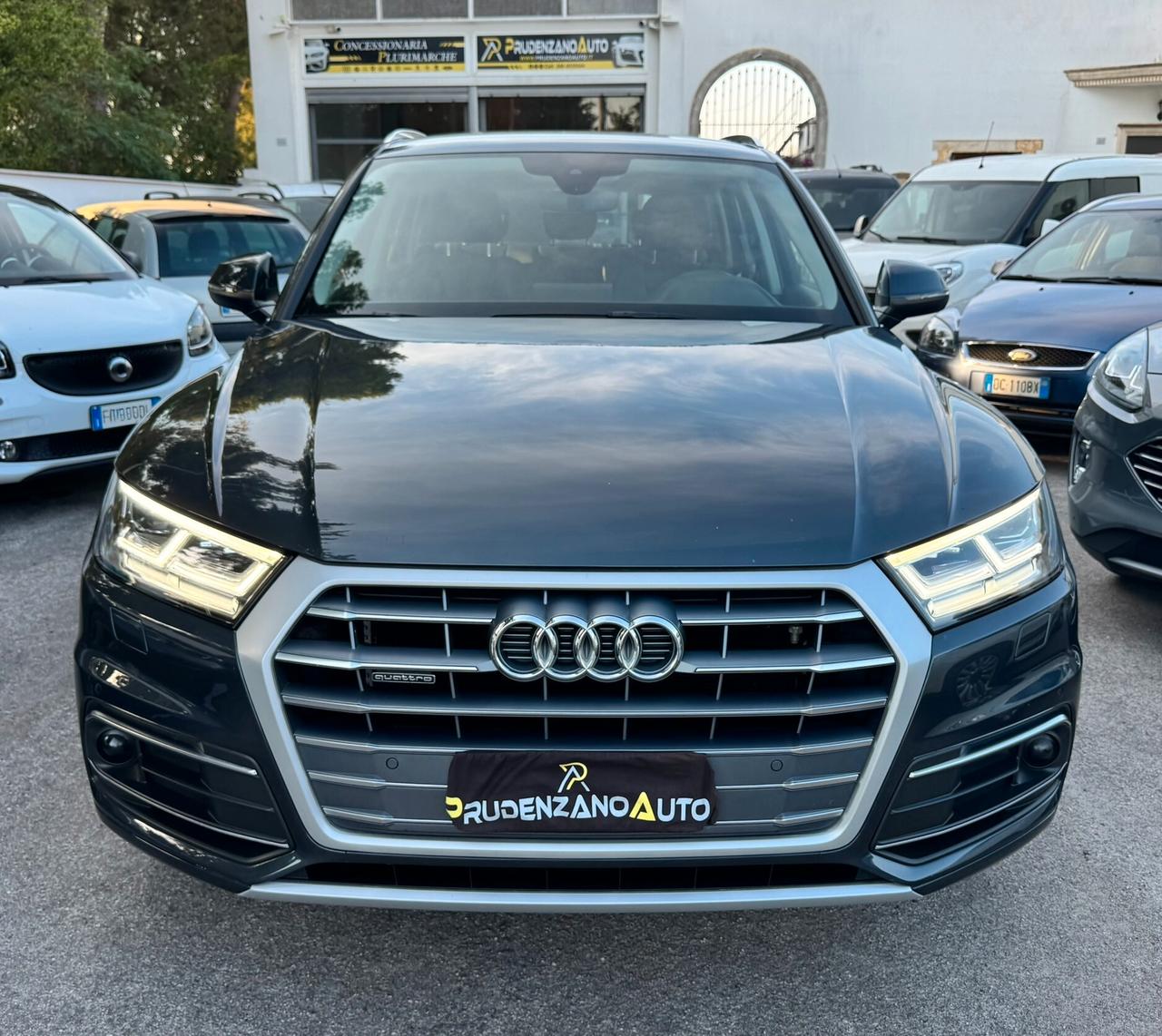 Audi Q5 40 TDI quattro S-Tronic Business Sport