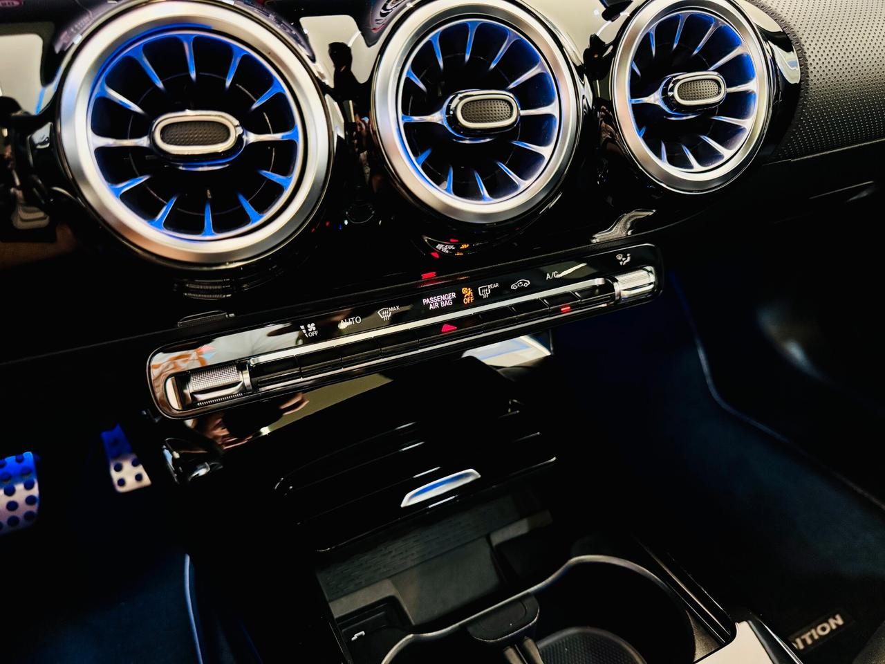 Mercedes-benz CLA 220d AMG Premium / Tetto / R.Cam.