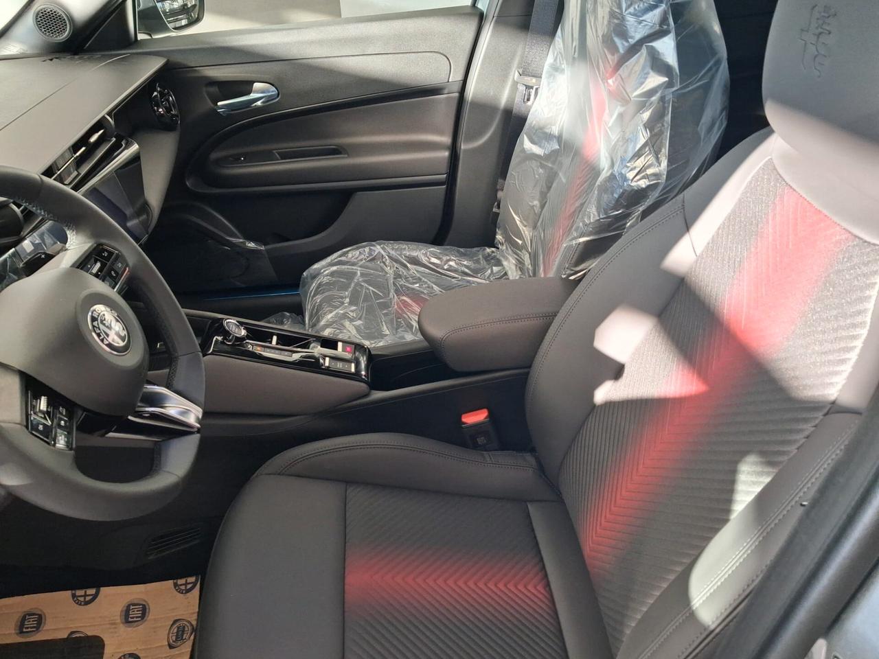 Alfa Romeo Junior 1.2 136 CV Hybrid eDCT6 Speciale