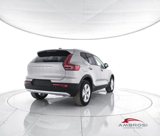 VOLVO XC40 B3 Mild hybrid Benzina Core