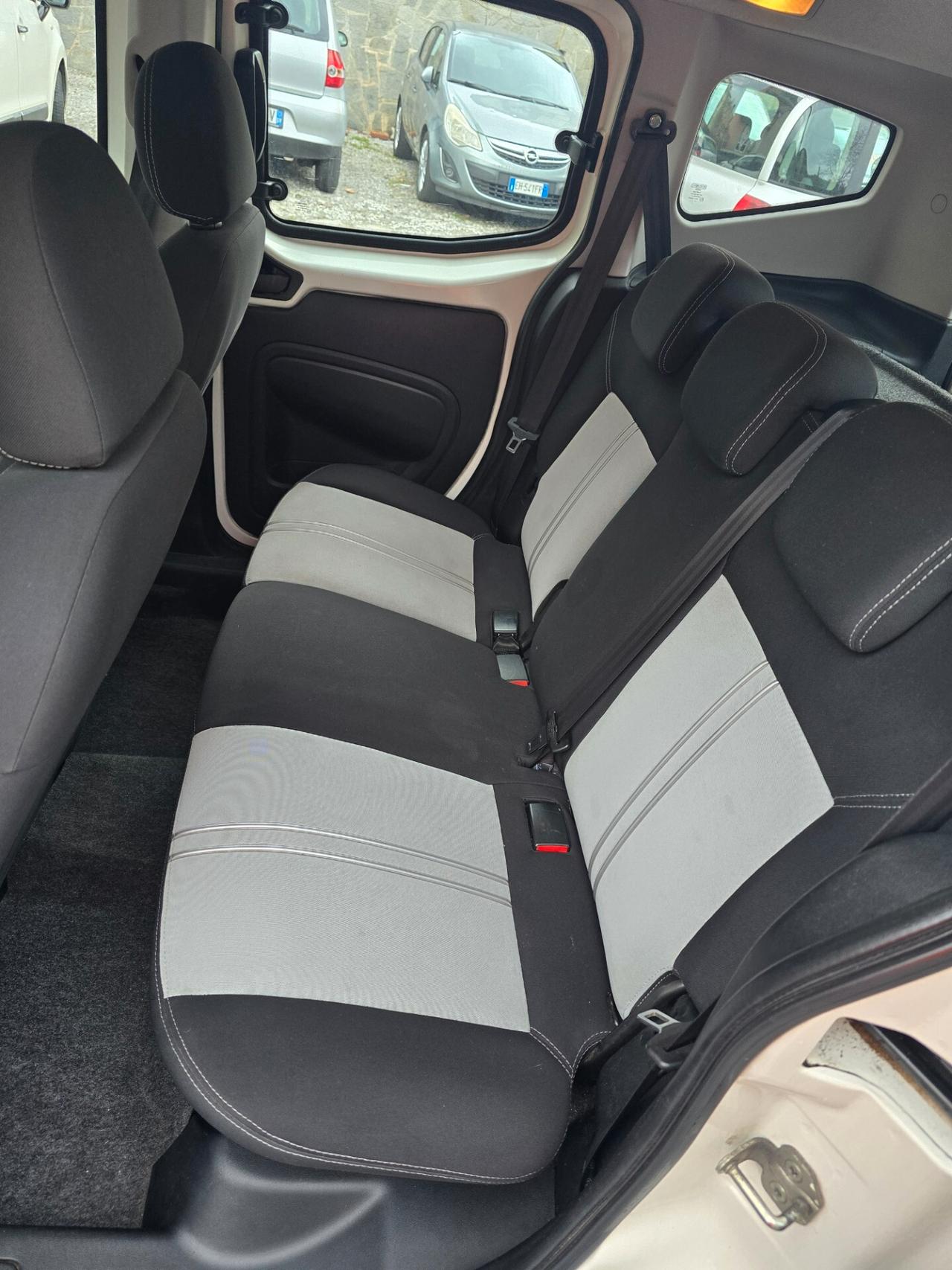 Fiat Qubo 1.3 MJT 75 CV CAMBIO AUTOMATICO