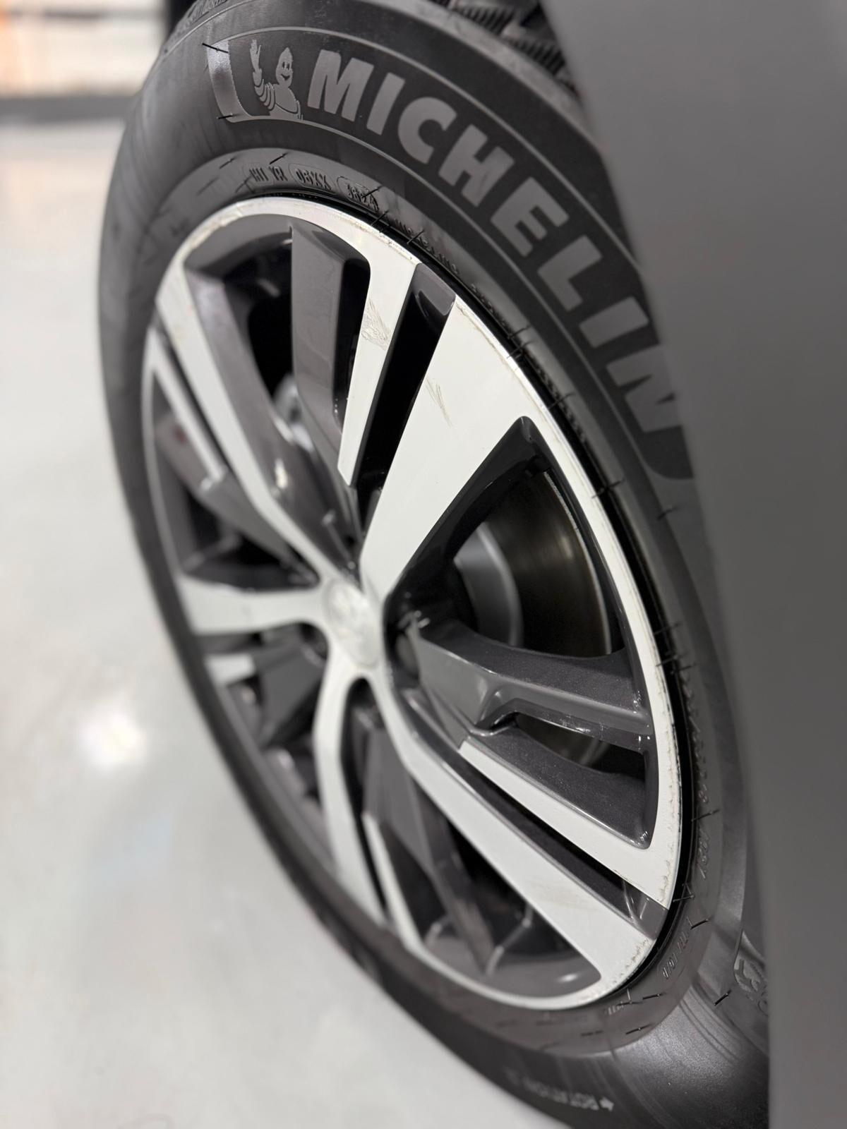 Peugeot 3008 BlueHDi 130 S&S EAT8 Allure