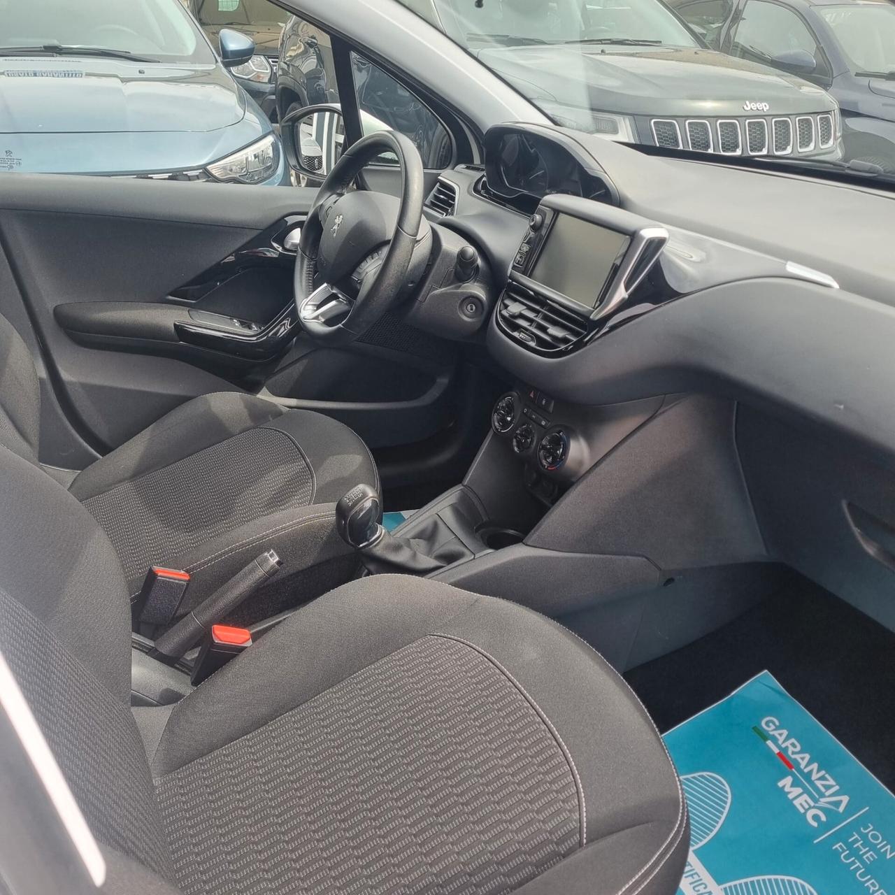 Peugeot 208 82cv 5 porte Allure