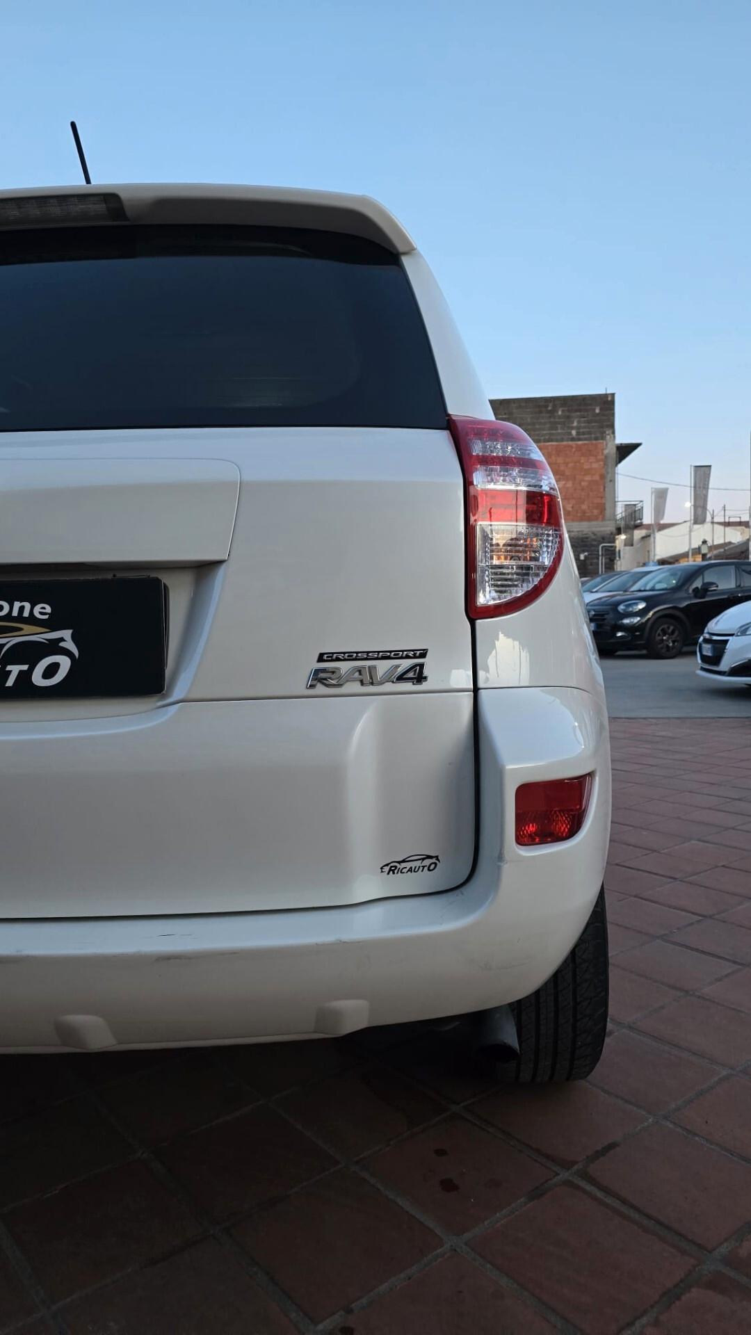 Toyota RAV 4 RAV4 2.2 D-4D 150 CV DPF