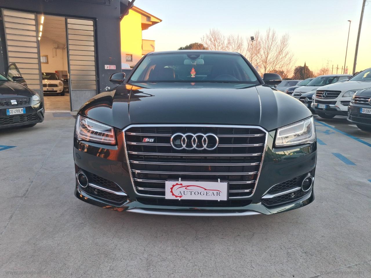 AUDI A8 3.0 TDI 250CV cl.d. quattro tiptronic