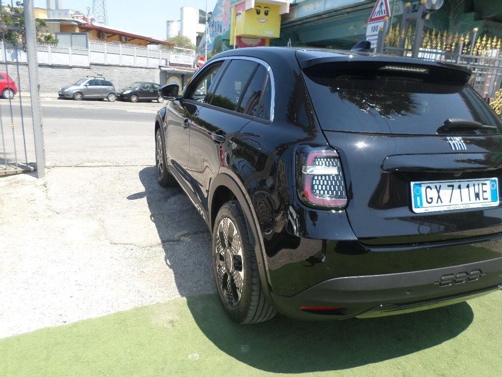 Fiat 600 Hybrid 100 CV DCT MHEV La Prima