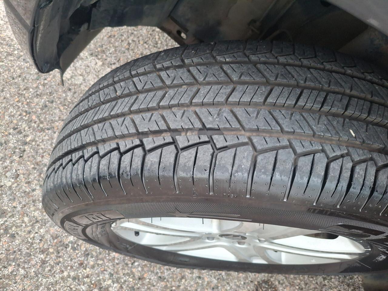 Suzuki Grand Vitara 1.9 DDiS-NAVIGATORE-PELLE-TETTO--