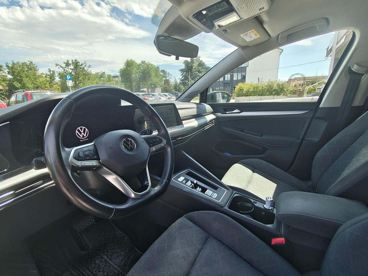 Volkswagen Golf Life 1.5 eTSI MHEV #11253