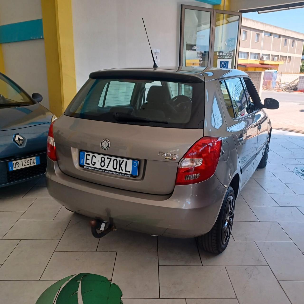 24MESI DI GARANZIA FABIA 1.6 PAGATE SOLO I LAVORI