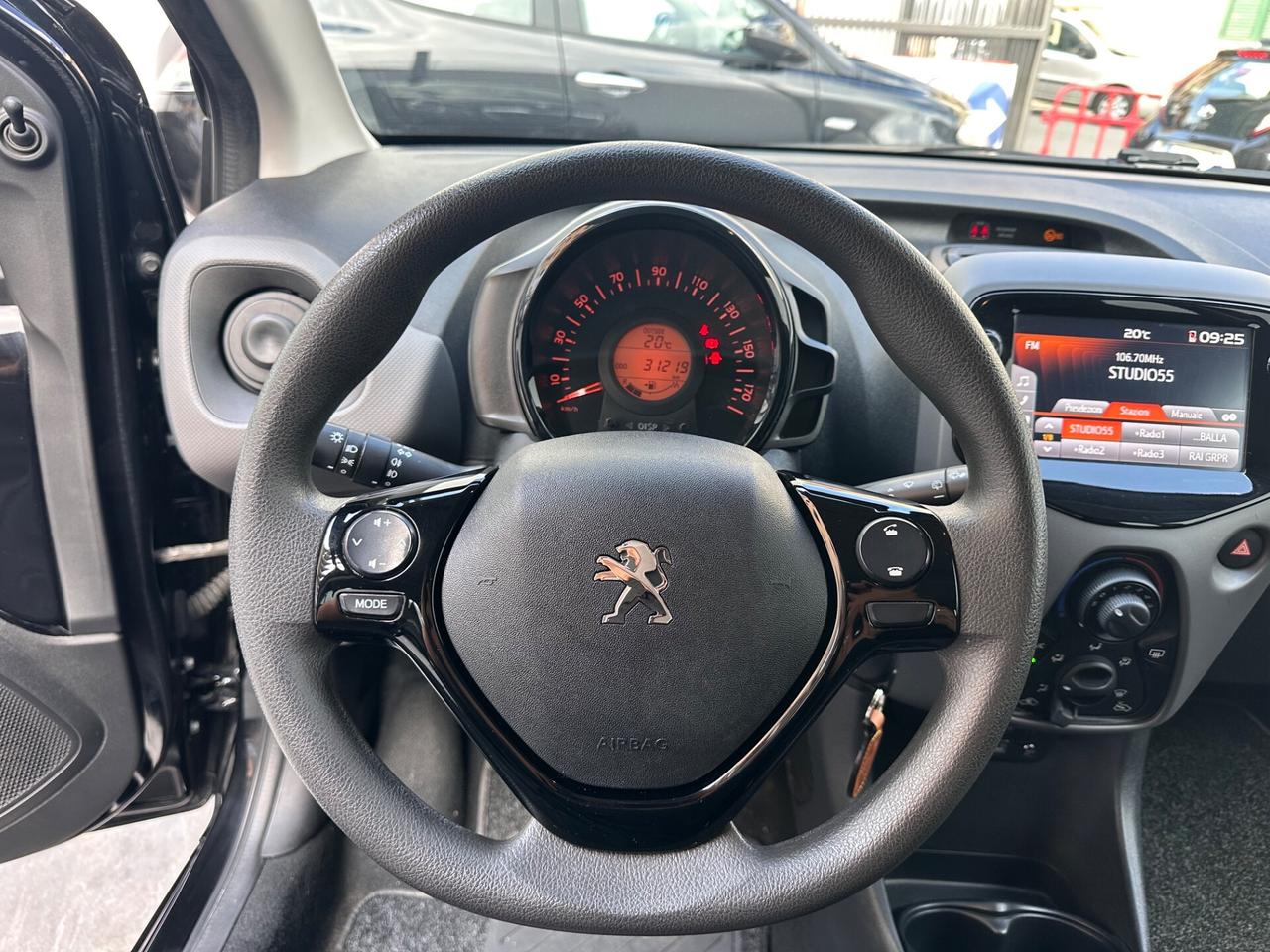 Peugeot 108 VTi 72 S&S 5 porte Allure