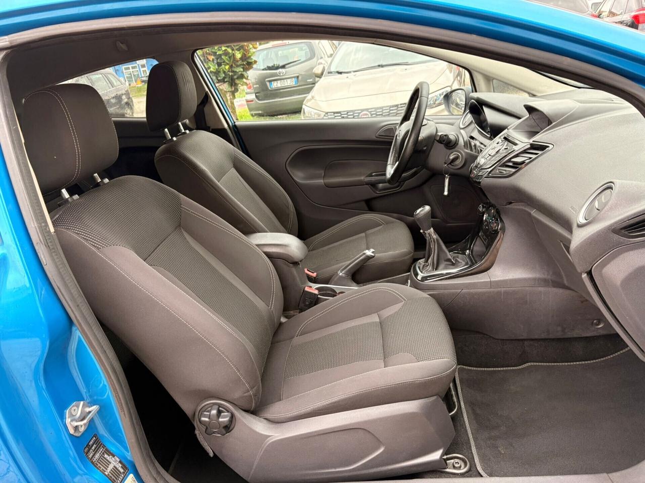 Ford Fiesta 1.4 3 porte Bz.- GPL Black & White Edition