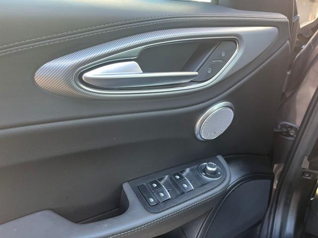 ALFA ROMEO Giulia 2.0 Turbo 280 CV AT8 AWD Q4 Veloce