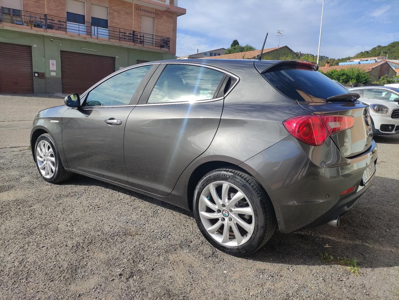 Alfa Romeo Giulietta 2.0 JTDm-2 150 CV Distinctive