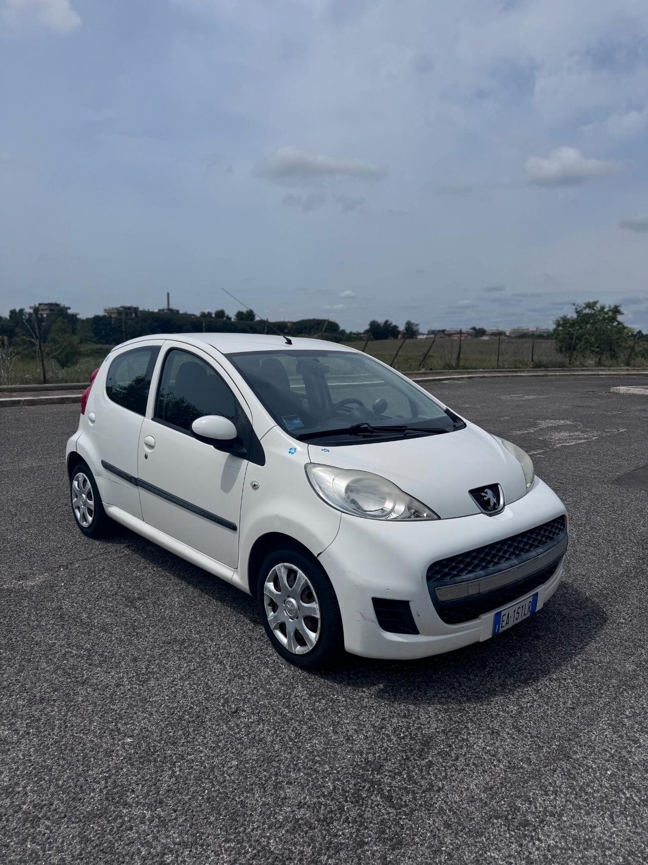 Peugeot 107 1.0 68CV 5p. AUTOMATICA