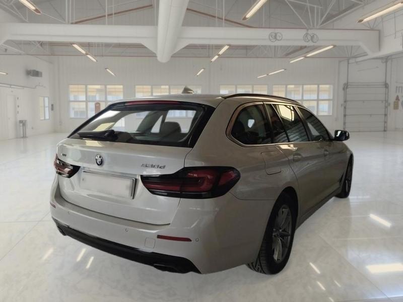 BMW 530 MH48V 183 KW XD BUSINESS AUTO TOURING STATION WAGON