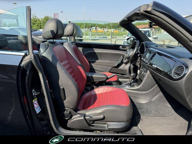 VOLKSWAGEN Maggiolino Cabrio 2.0 TDI DSG Sport