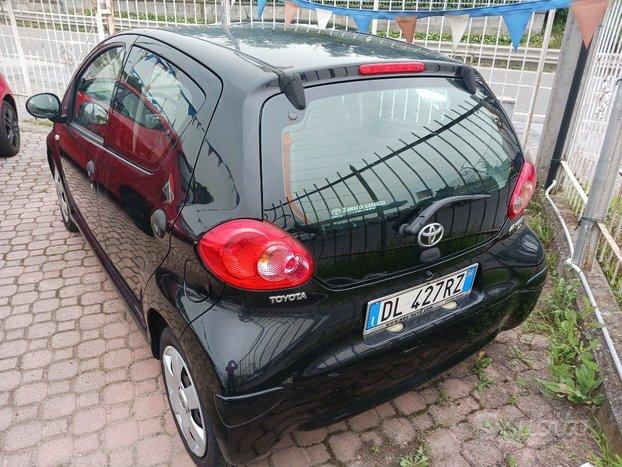 TOYOTA Aygo 1.0 clima 5 porte