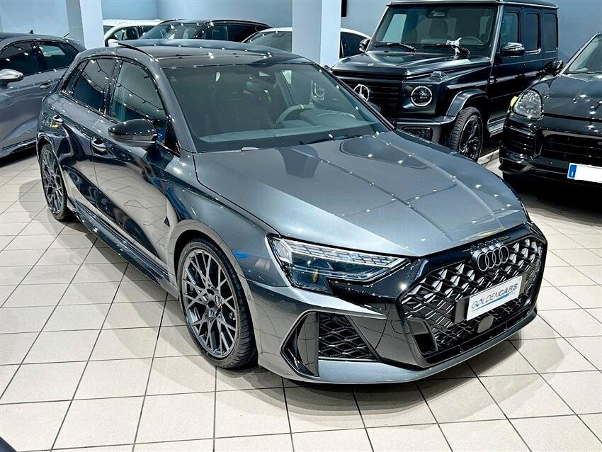 Audi RS3 Sportback 2.5 tfsi quattro s-tronic