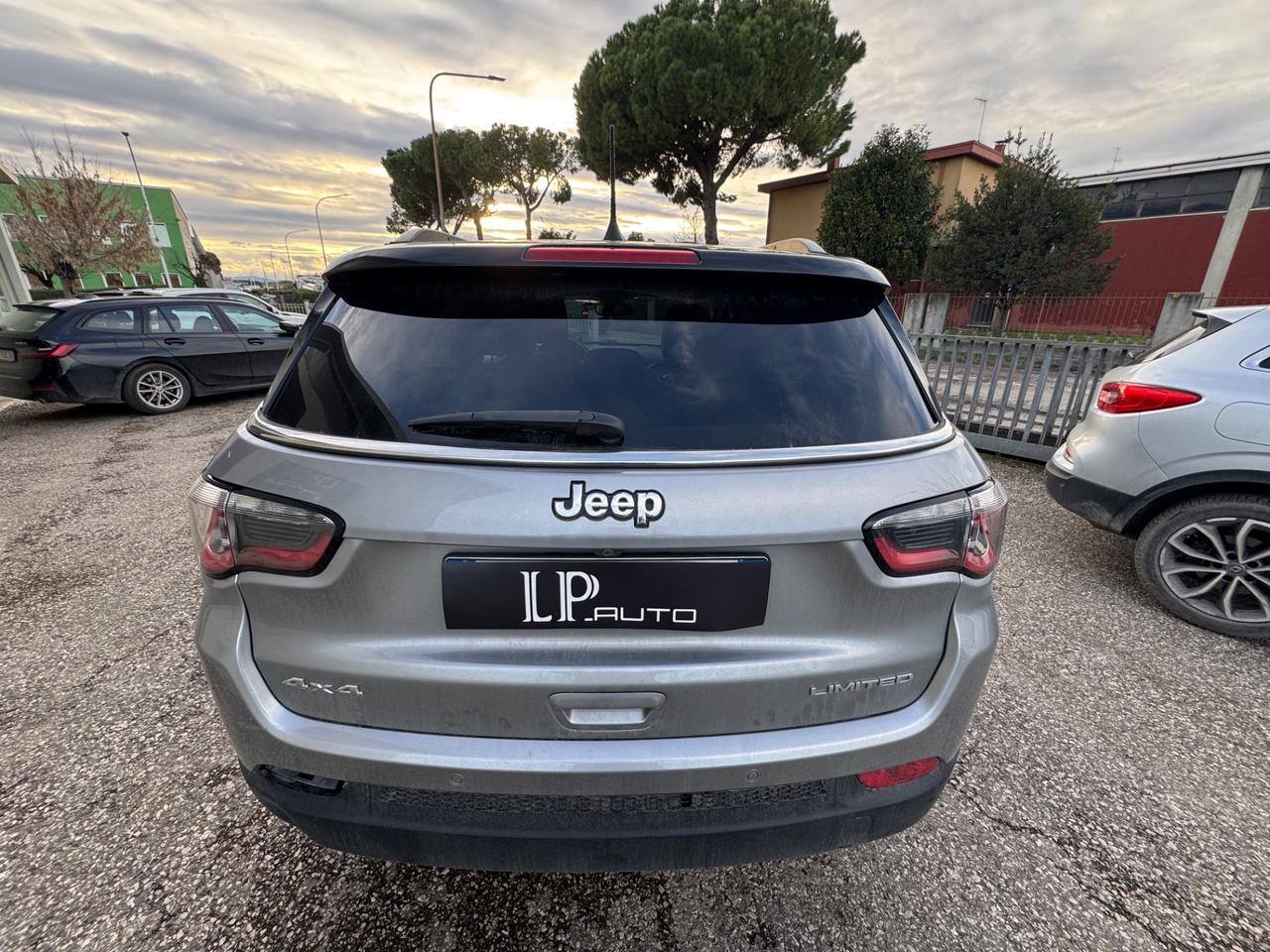 Jeep Compass 2.0 Multijet II 170 CV aut. 4WD Limited