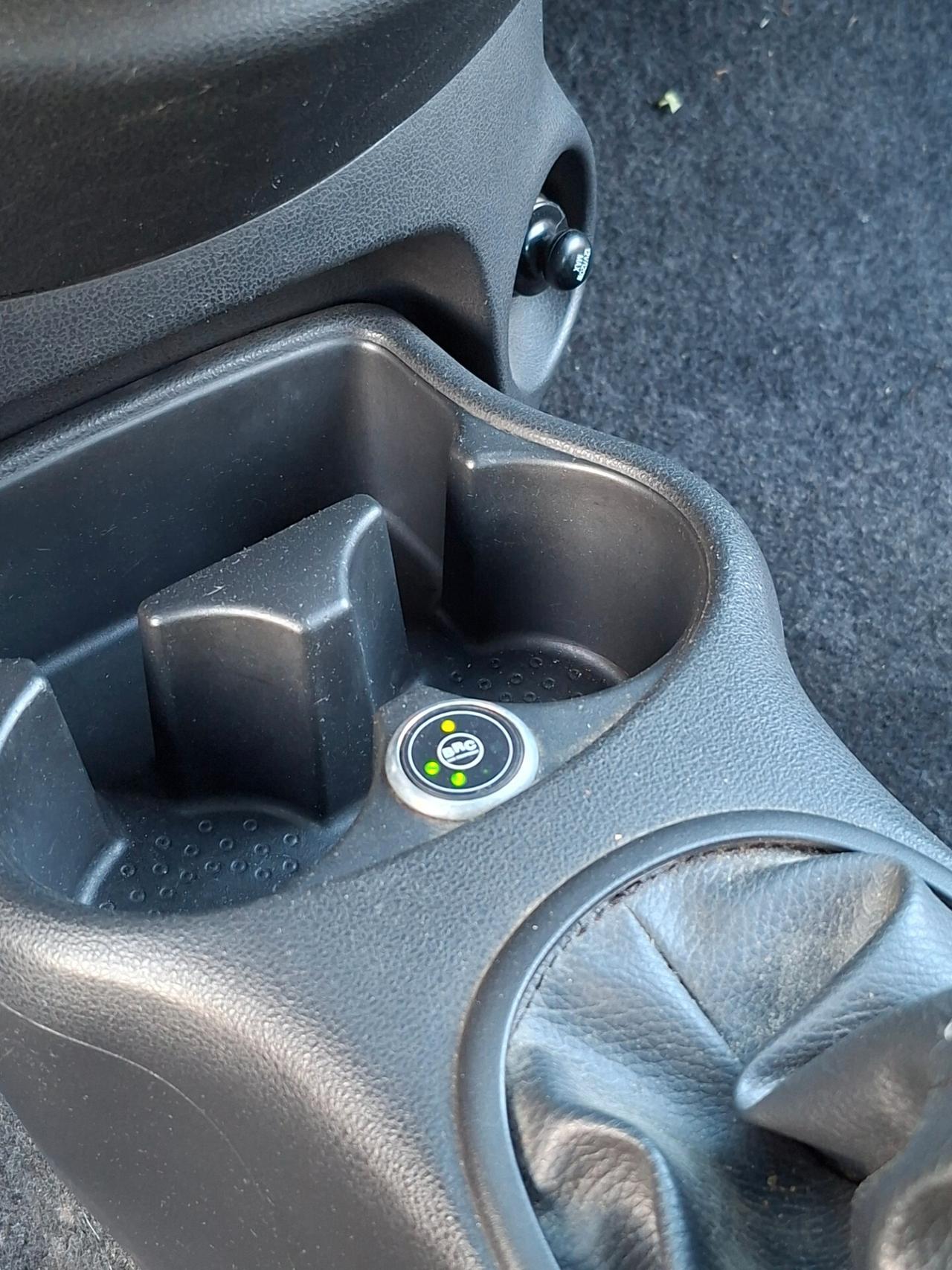 Nissan Micra 1.2 12V 5 porte GPL Eco Comfort