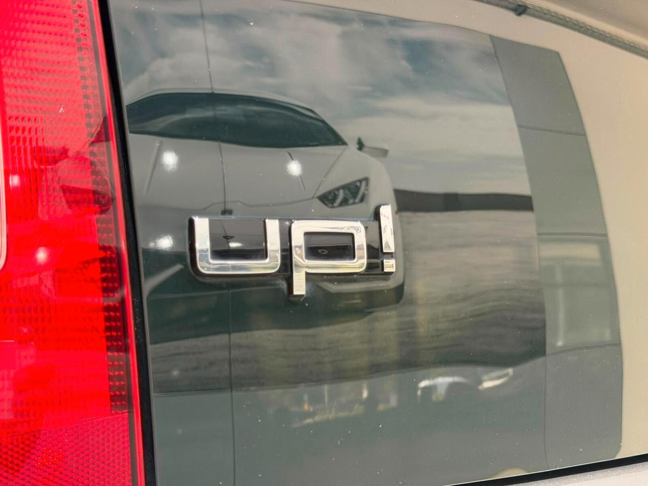 VOLKSWAGEN UP! 1.0 75cv 5p NEOPATENTATI 89.000km