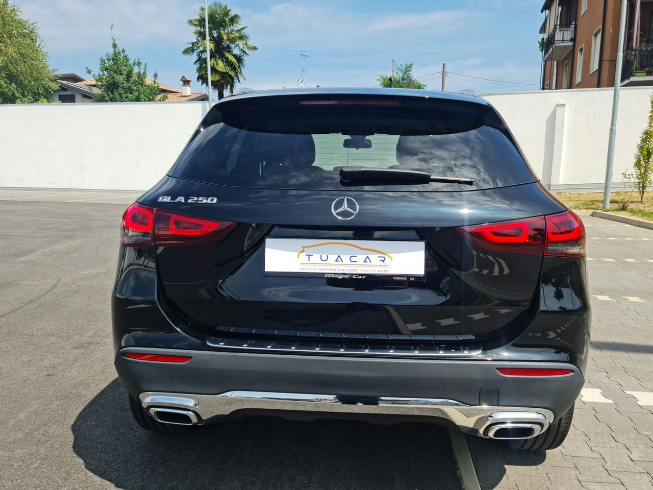 Mercedes-Benz CLA 250 PREMIUM #6265