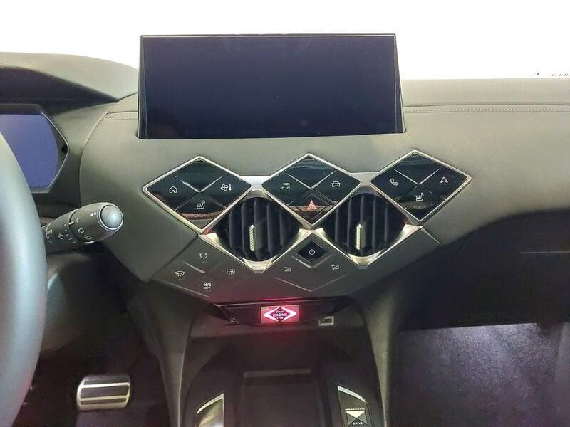 DS DS 3 Crossback DS 3 BlueHDi 130 aut. Opera