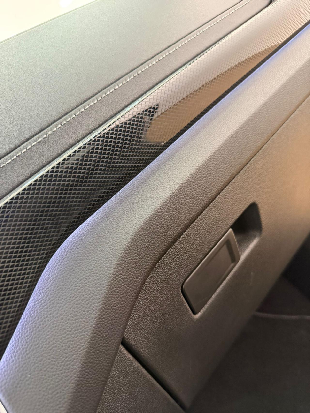 Volkswagen T-Cross 1.0 TSI 115 CV DSG R-Line Plus