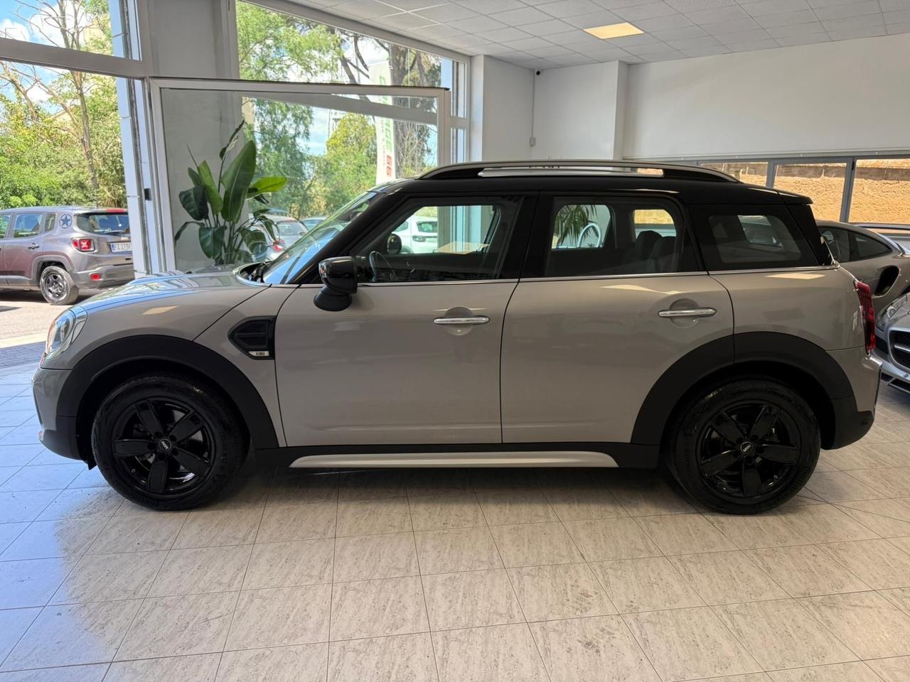 Mini Cooper Countryman PERFETTA PARI A NUOVO UNIPRO