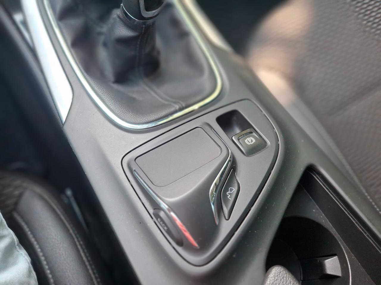 Opel Insignia 2.0 CDTI Sports Tourer Cosmo