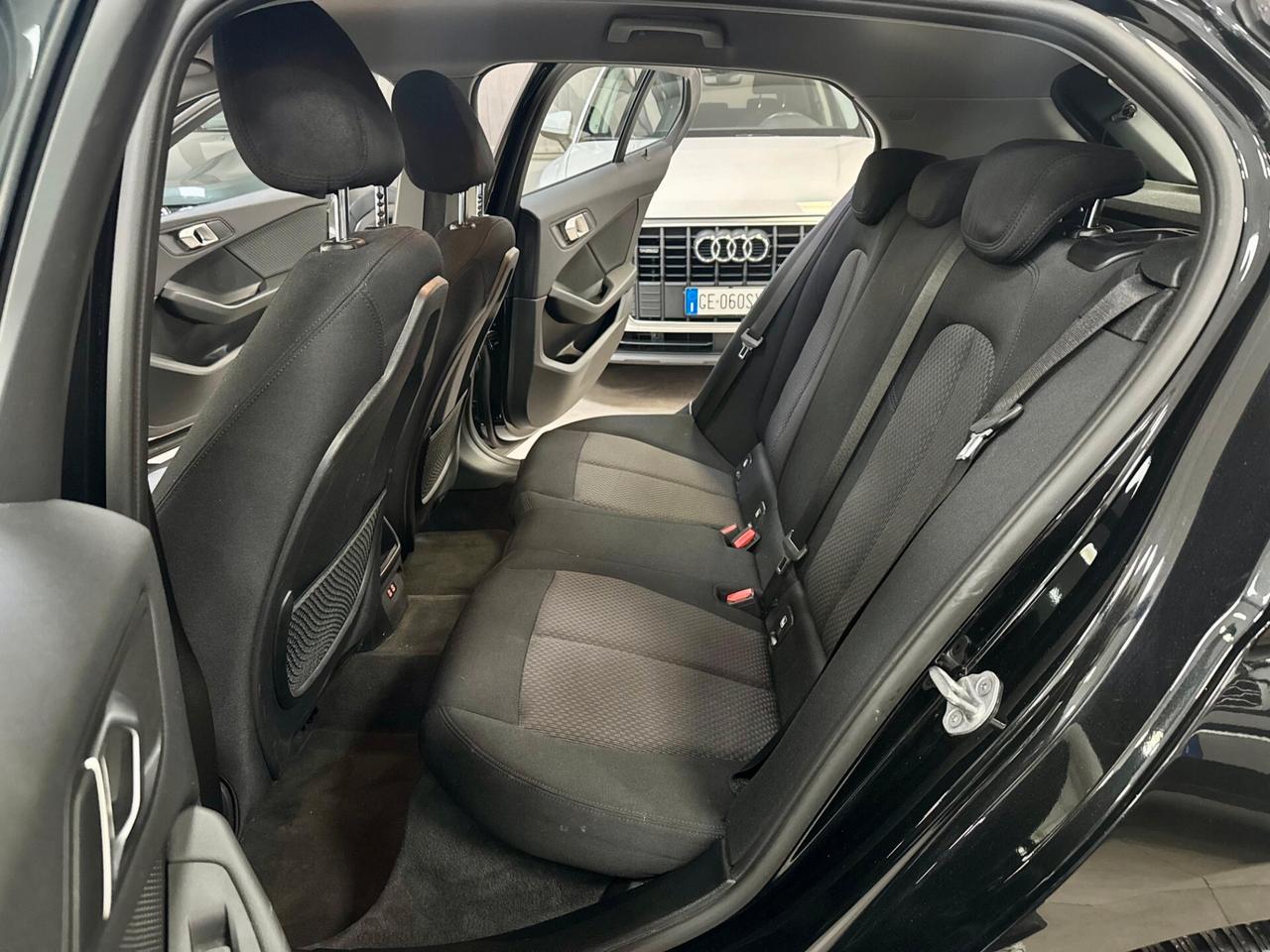 Bmw 118d 2.0 150cv Automatico 2023