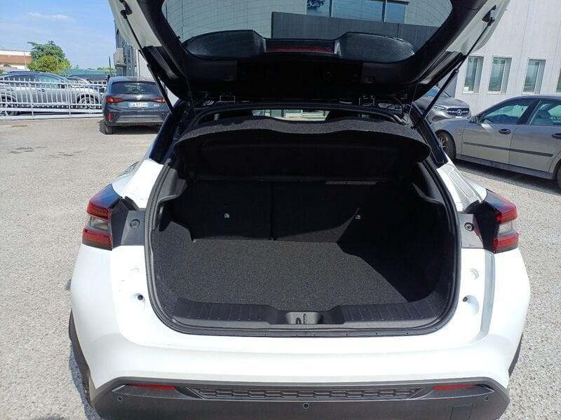 Nissan Juke Juke 1.6 HEV N-Connecta Design Pack