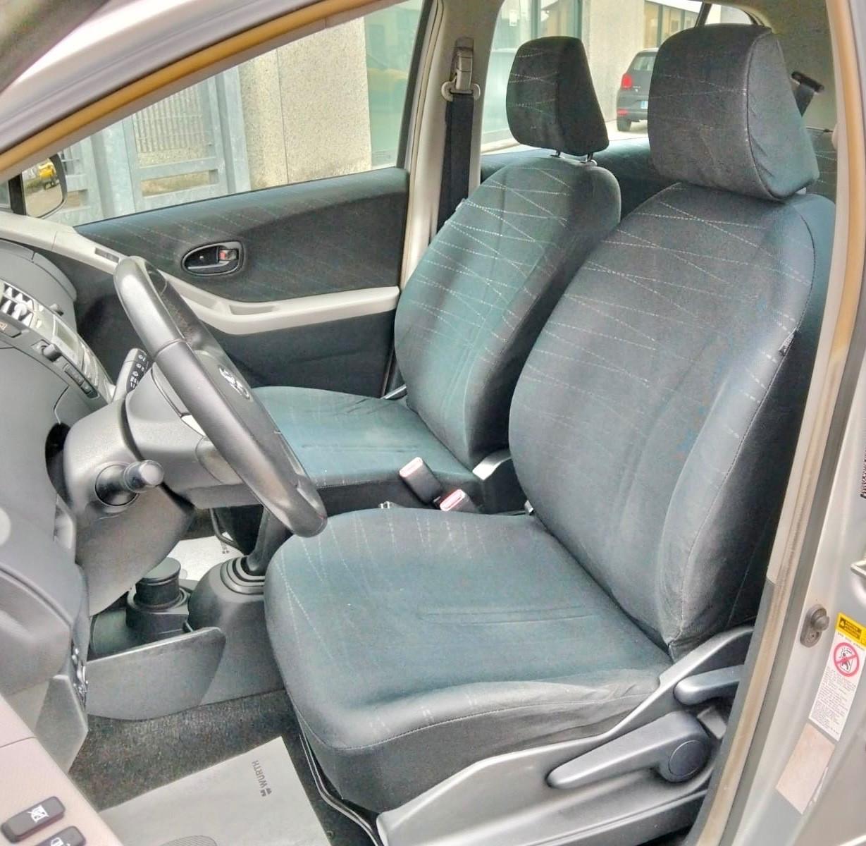 Toyota Yaris 1.0 69Cv 5 porte Sol*Clima*Neopatentati