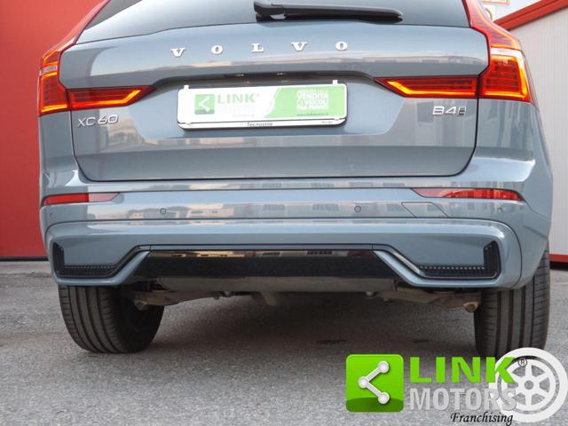VOLVO XC60 B4 (d) AWD automatico Plus Dark ben tenuta