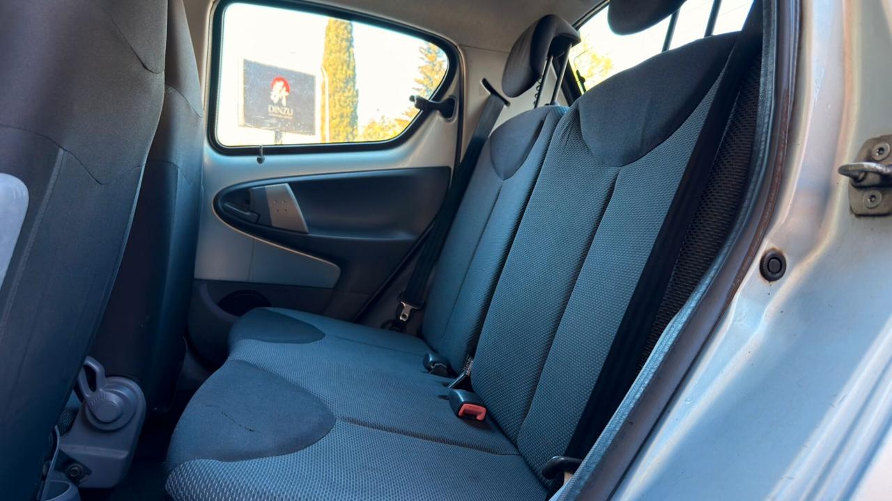 Toyota Aygo 1.0 12V VVT-i 5 porte