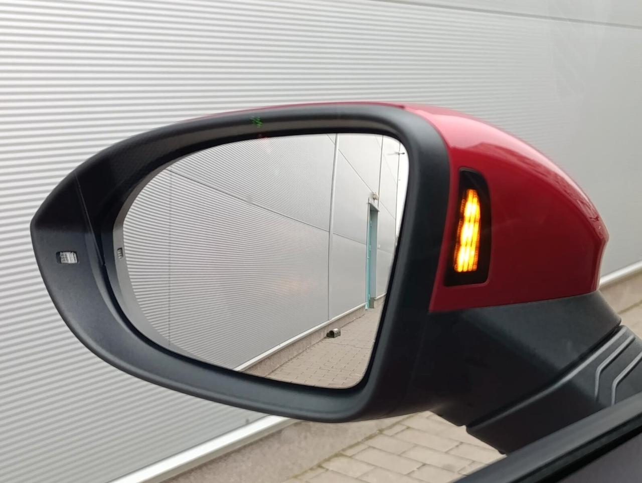 Volkswagen Golf GTI 2.0 TSI DSG