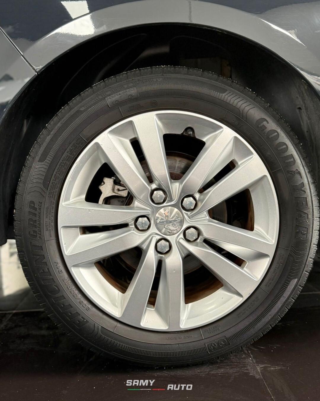 Peugeot 308 BlueHDi 100