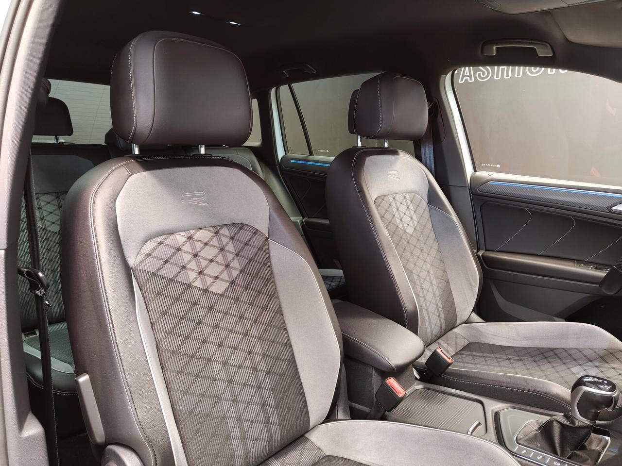 Volkswagen Tiguan 2.0 TDI 150 CV SCR DSG R-Line