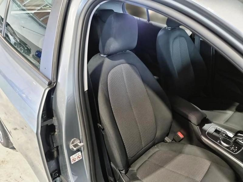 BMW 116 BUSINESS ADVANTAGE AUTO 5 PORTE BERLINA